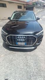 Audi Q3 business cambio automatico