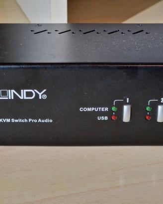 KVM Switch  Pro Audio DVI con audio e hub USB 2.0