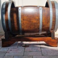 Fioriere con barriques 