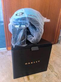 Casco Oakley modello 2026