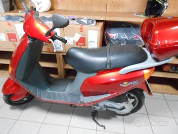 Piaggio Sfera 125