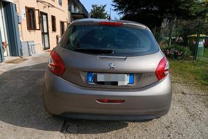 Peugeot 208 1.4 HDi Active