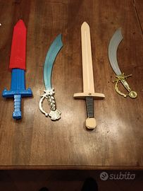 Spade giocattolo in legno e plastica per bambini