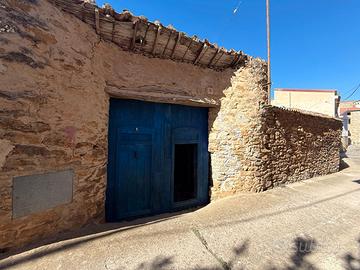 Abitazione tipica da ristrutturare