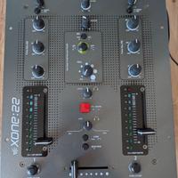Mixer xone 22 allen&heat
