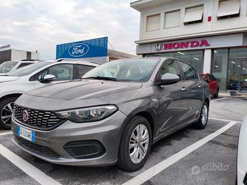 Fiat Tipo 1.3 Mjt 4 porte Lounge - NEOPATENTATO - 