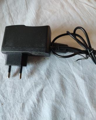 Alimentatore per mangiadischi Lesa