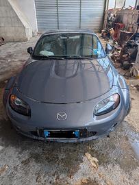 Mazda MX5 NC incidentata