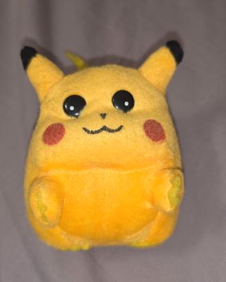Peluche Pikachu