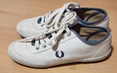 Sneakers donna Fred Perry originale, bianche e blu