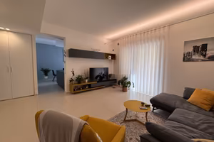Moderno appartamento in zona Giardini