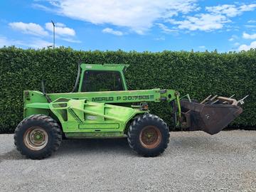 Sollevatore telescopico usato Merlo P30.7 XS