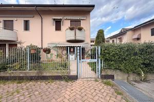 Casa a schiera a Castel d'Azzano (VR)