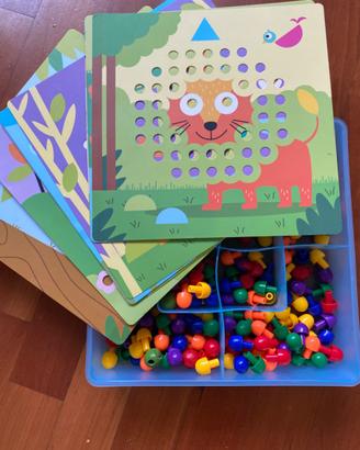 Mosaico per bambini. 8 immagini con animali