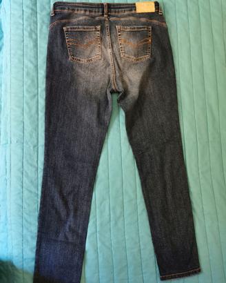 pantaloni da donna