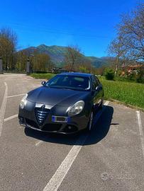 Giulietta 2.0 MJT – Tenuta maniacalmente, full opt