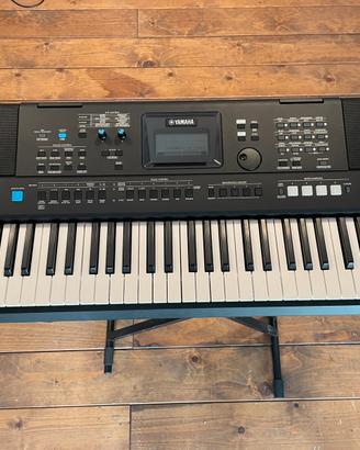Tastiera Yamaha PSR-E473