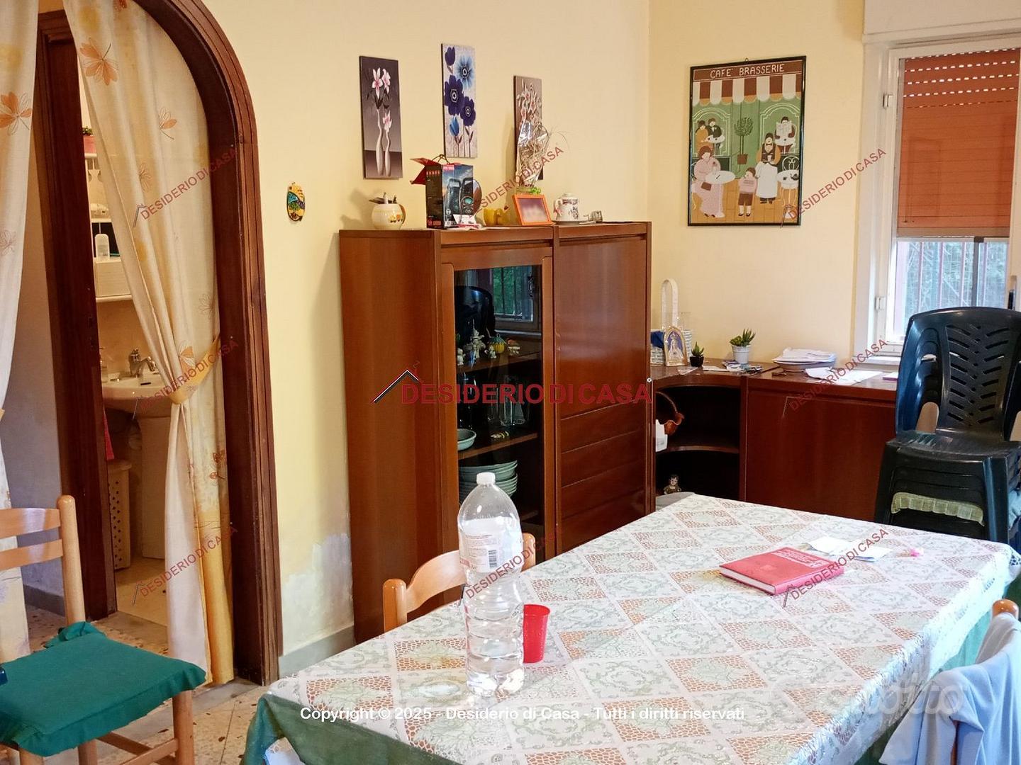 Casa, Montelepre. - Vista 2