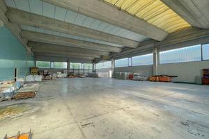 CAPANNONE A CANONICA D'ADDA