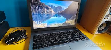 PC ASUS X541U con Intel Core i3