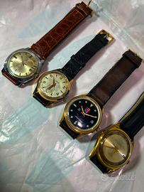 Lotto di 4 orologi manuali e automatici vintage