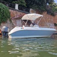 Barca Angelo Molinari skipper con Yamaha 40-60