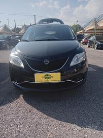 Lancia Ypsilon 1.2 69 CV 5 porte Gold