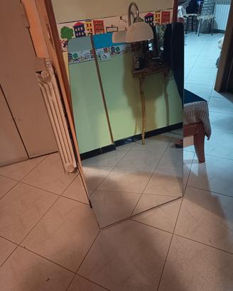 specchio da bagno con plafoniera 