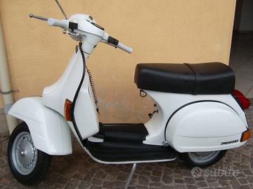 VESPA P200E