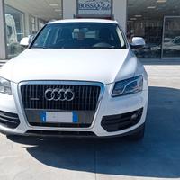 AUDI Q5 2.0 tdi QUATTRO