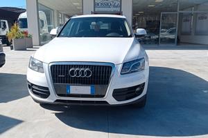 AUDI Q5 2.0 tdi QUATTRO