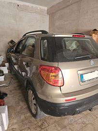 Fiat Sedici con gancio traino e carrello appendice