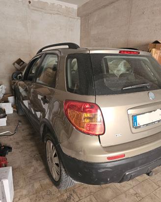 Fiat Sedici con gancio traino e carrello appendice