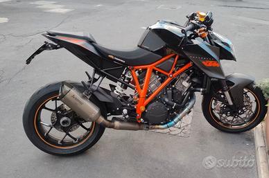 Ktm 1290 super duke r