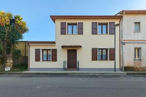 Appartamento piano terra allo stato grezzo