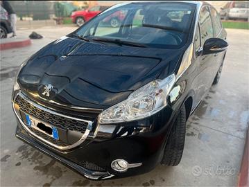 Peugeot 208 1.2