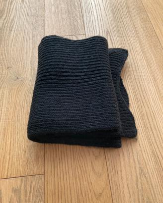 Sciarpa Lunga a Maglia a Costine Nero Unisex