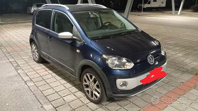 Volkswagen up cross 