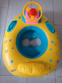 gonfiabile per bambini con volante