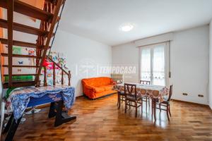 AMPIO QUADRILOCALE CON TERRAZZO E GIARDINO