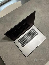 Apple MacBook PRO