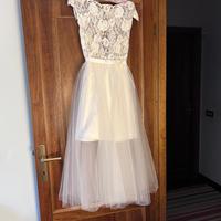 Vestito da sposa bianco con gonna tulle removibile