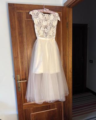 Vestito da sposa bianco con gonna tulle removibile