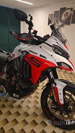 Ducati multistrada v4s