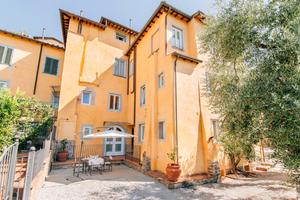 Casa in borgo medievale