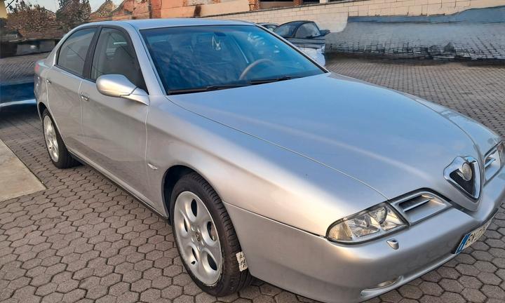 Alfa Romeo 166 V6 Turbo