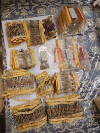 Resistori x elettronica 6500 e condensatori n. 550