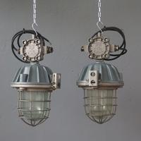 VECCHIA LAMPADA INDUSTRIALE