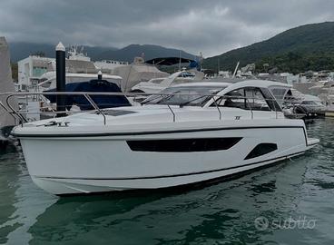 Barca Usata-Sealine S330