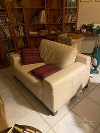 Coppia divani in pelle gratis
